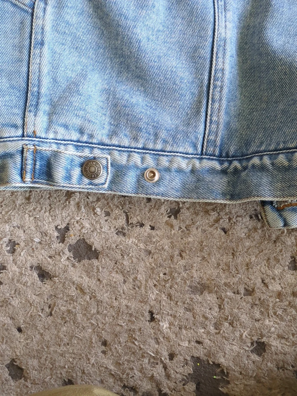 Light Wash Denim Sherpa-Lined Vest - Cream Sherpa - Picture 4 of 4